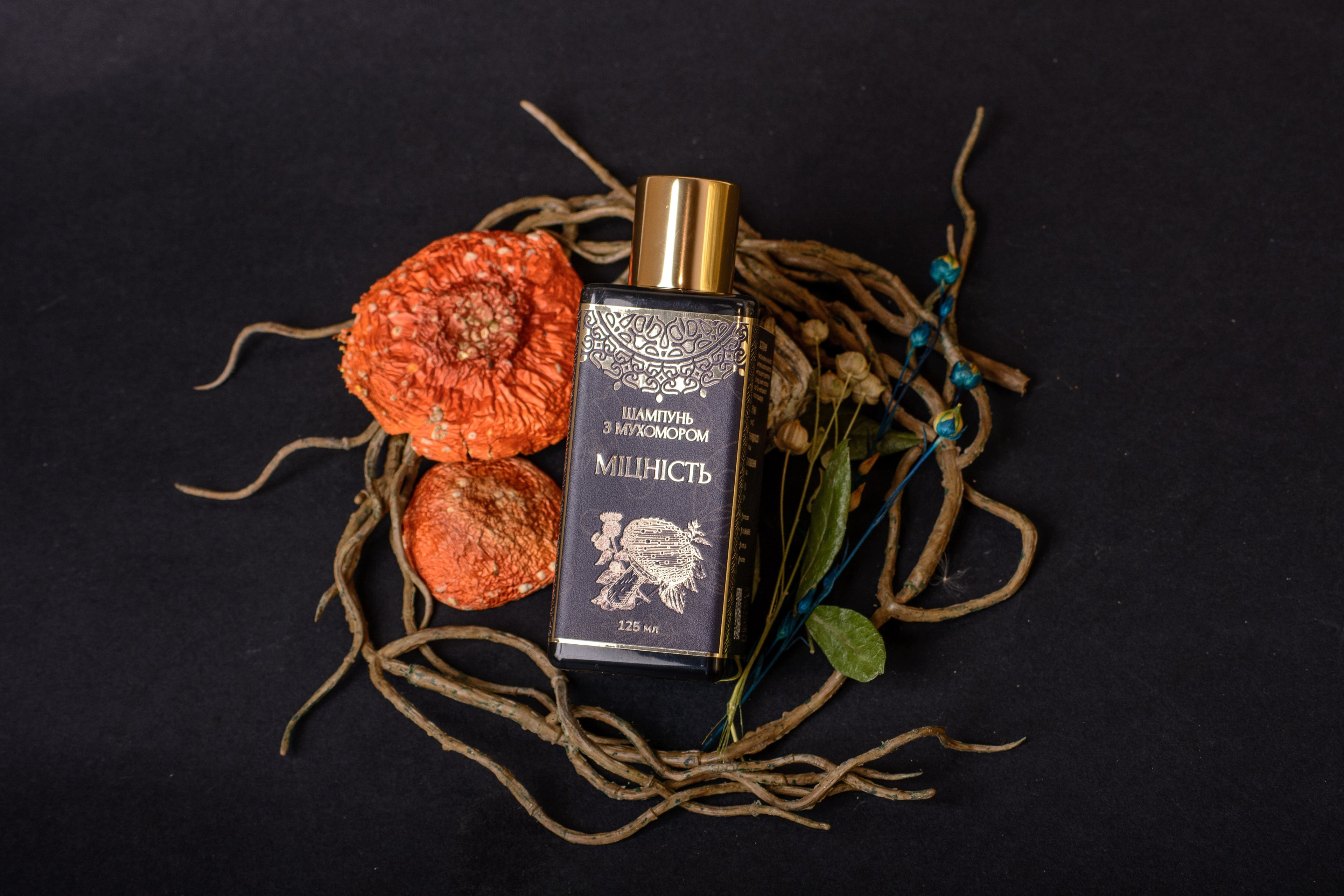 Шампуні з Мухомором червоним: «Міцність», «Відновлення»