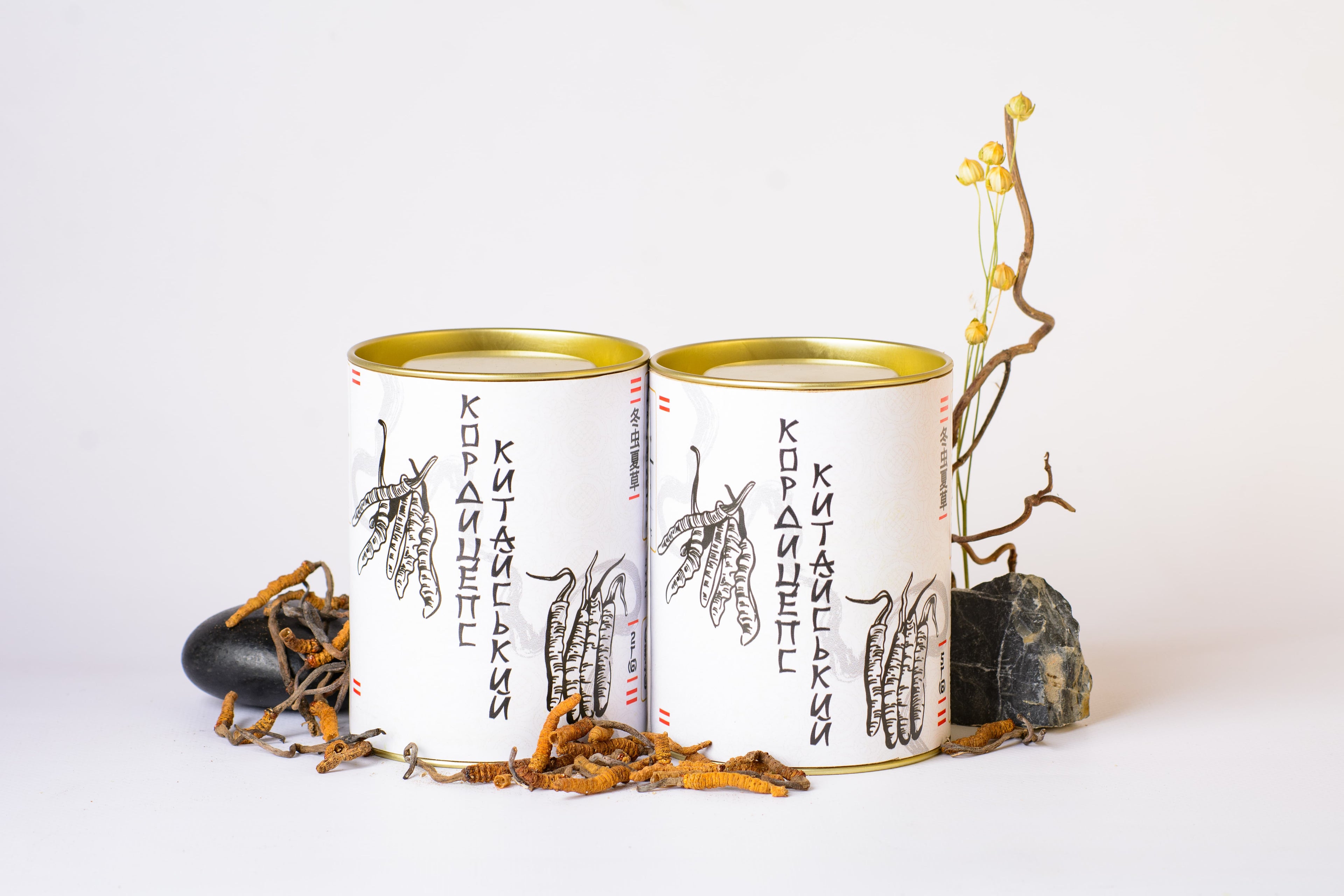 Цілі плодові тіла Кордицепса китайського Непал