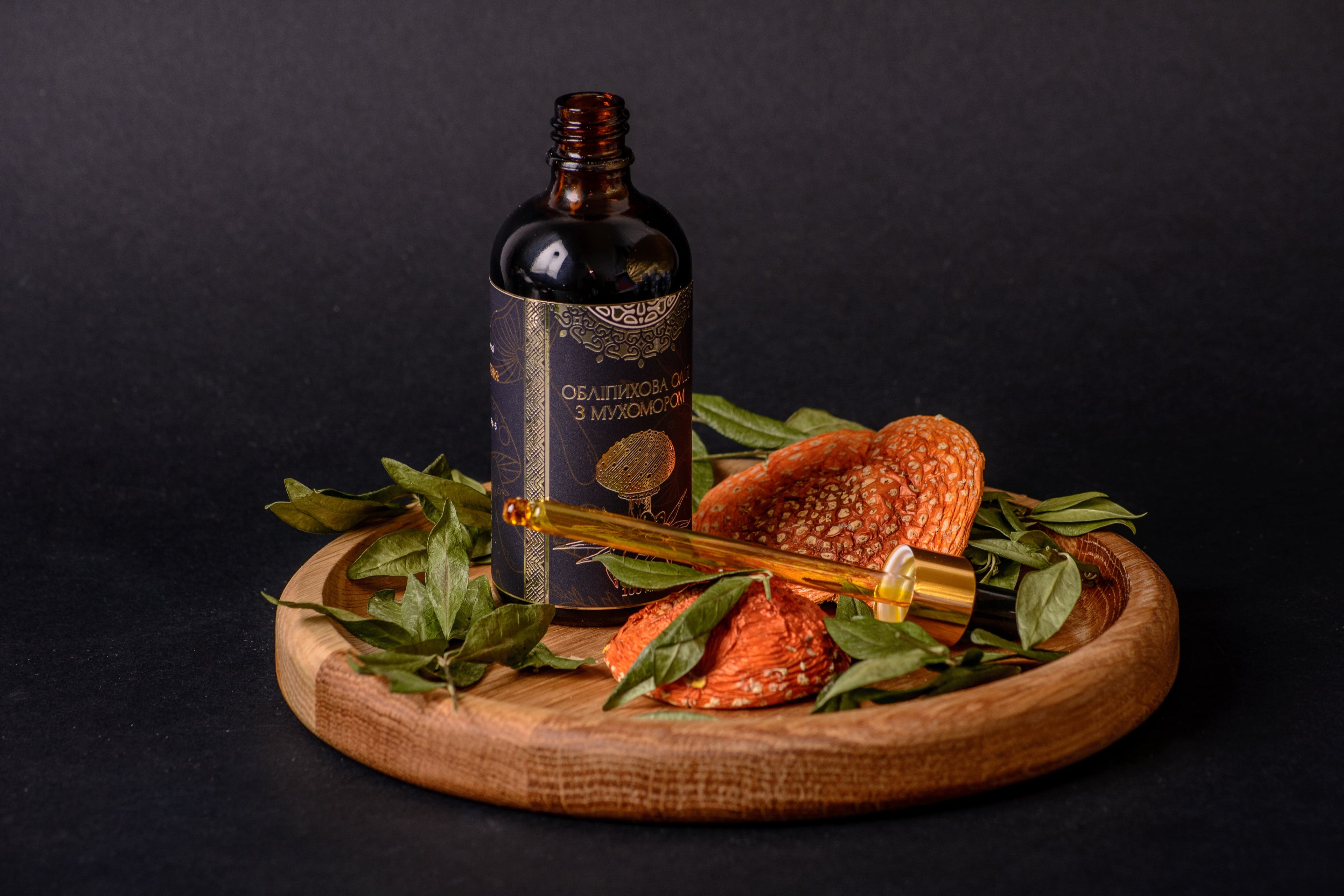 Олія обліпихи з Мухомором червоним