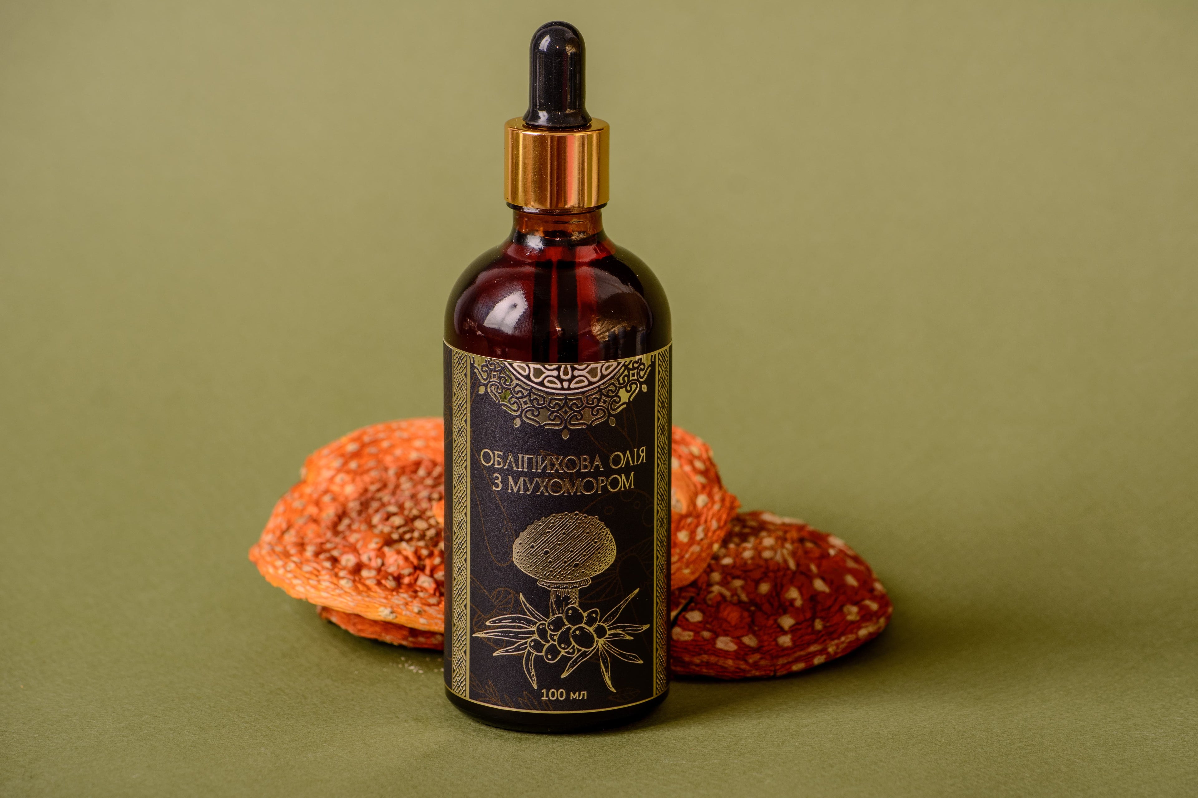 Олія обліпихи з Мухомором червоним