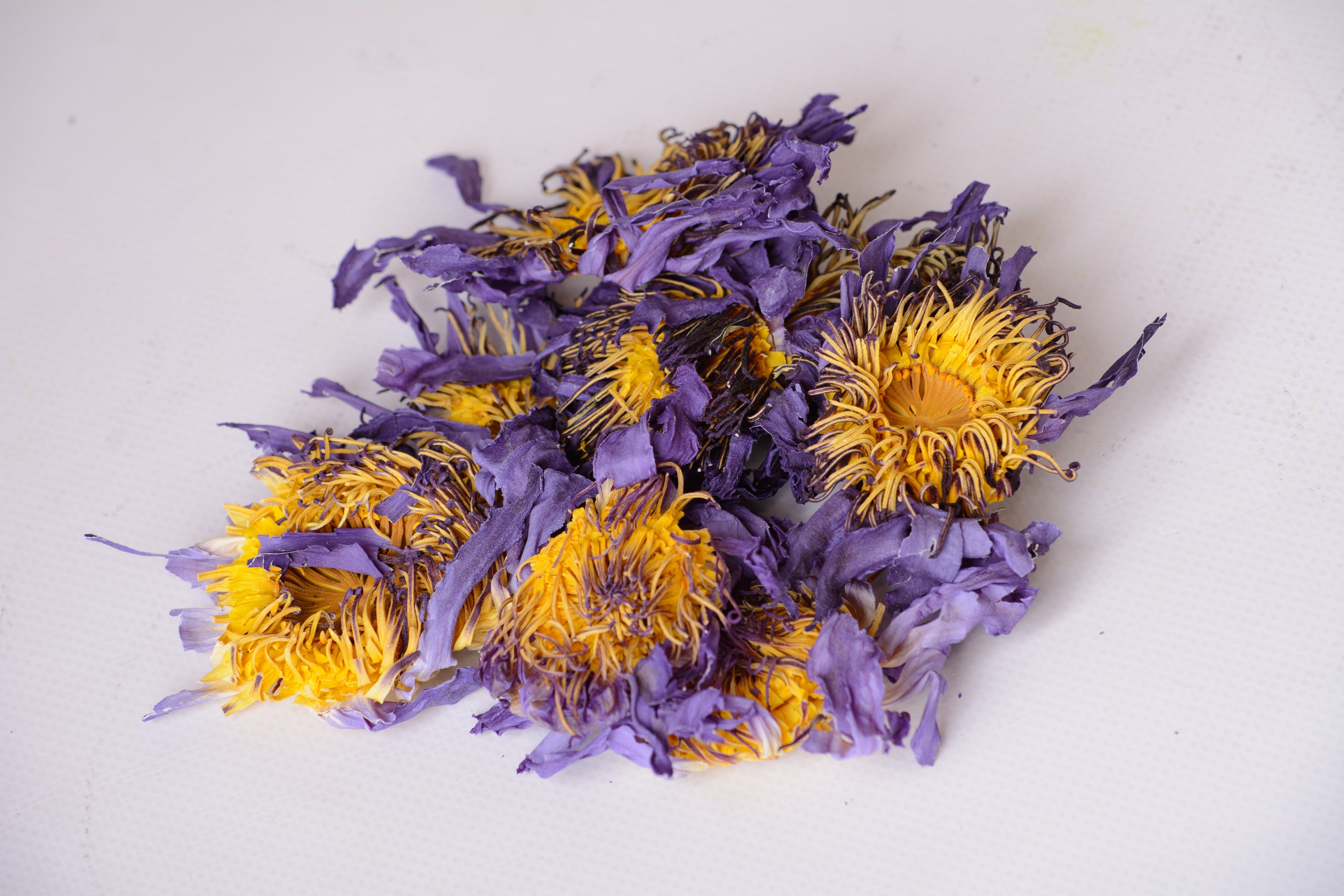 Блакитний лотос сушені суцвіття