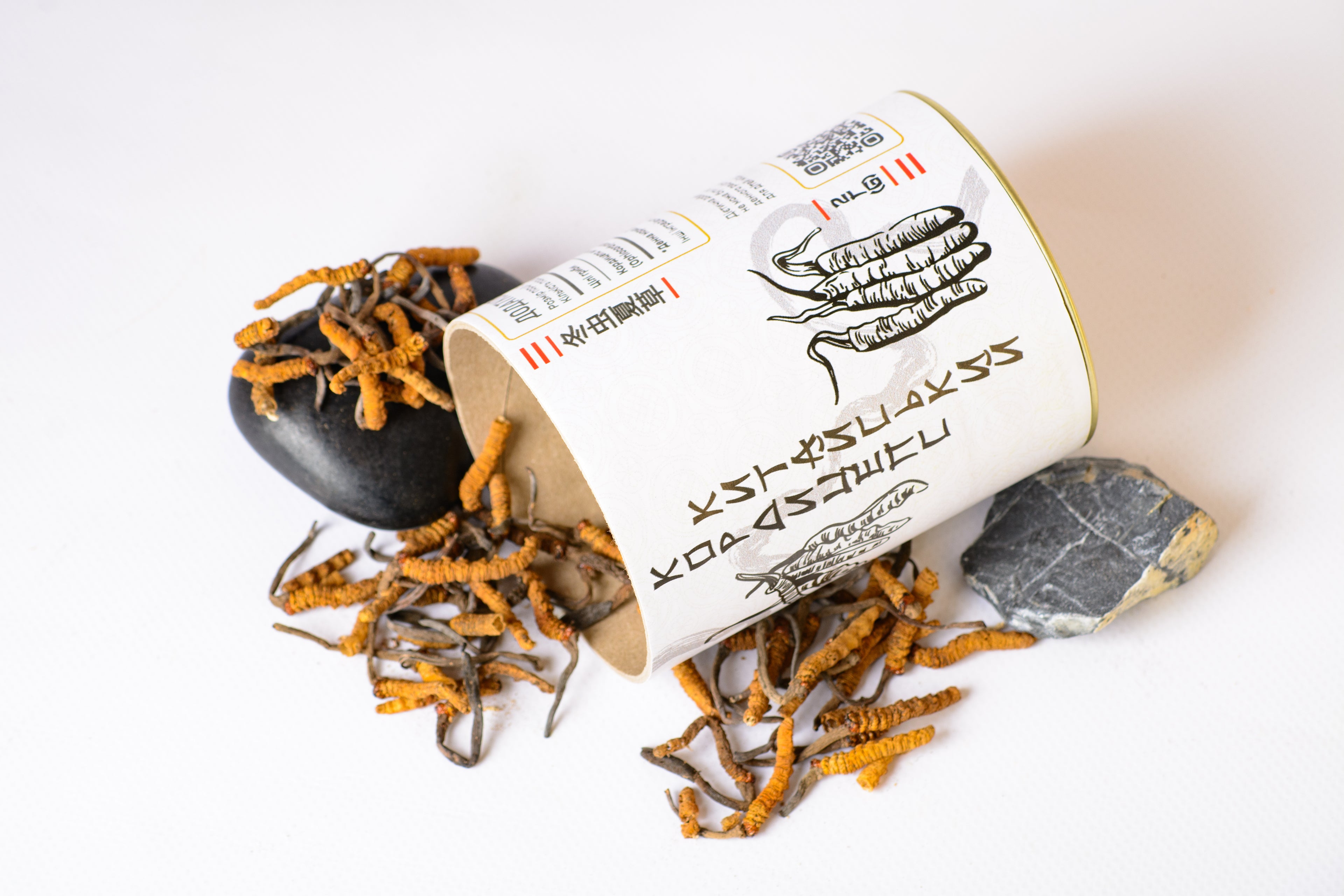 Цілі плодові тіла Кордицепса китайського Непал