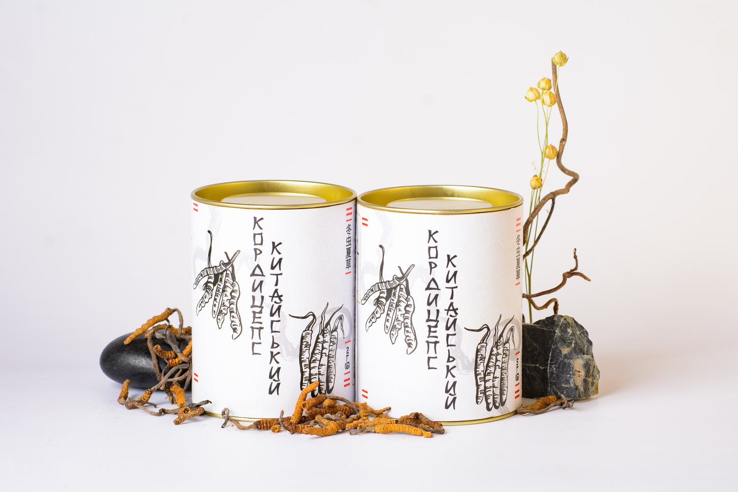 Цілі плодові тіла Кордицепса китайського Непал