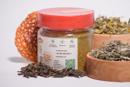 Трійчатка мелена з Мухомором червоним