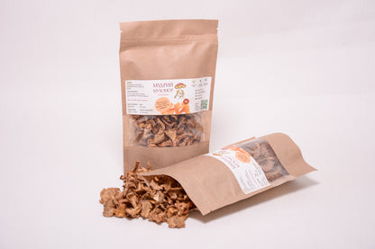 Цілі плодові тіла Лисички справжньої