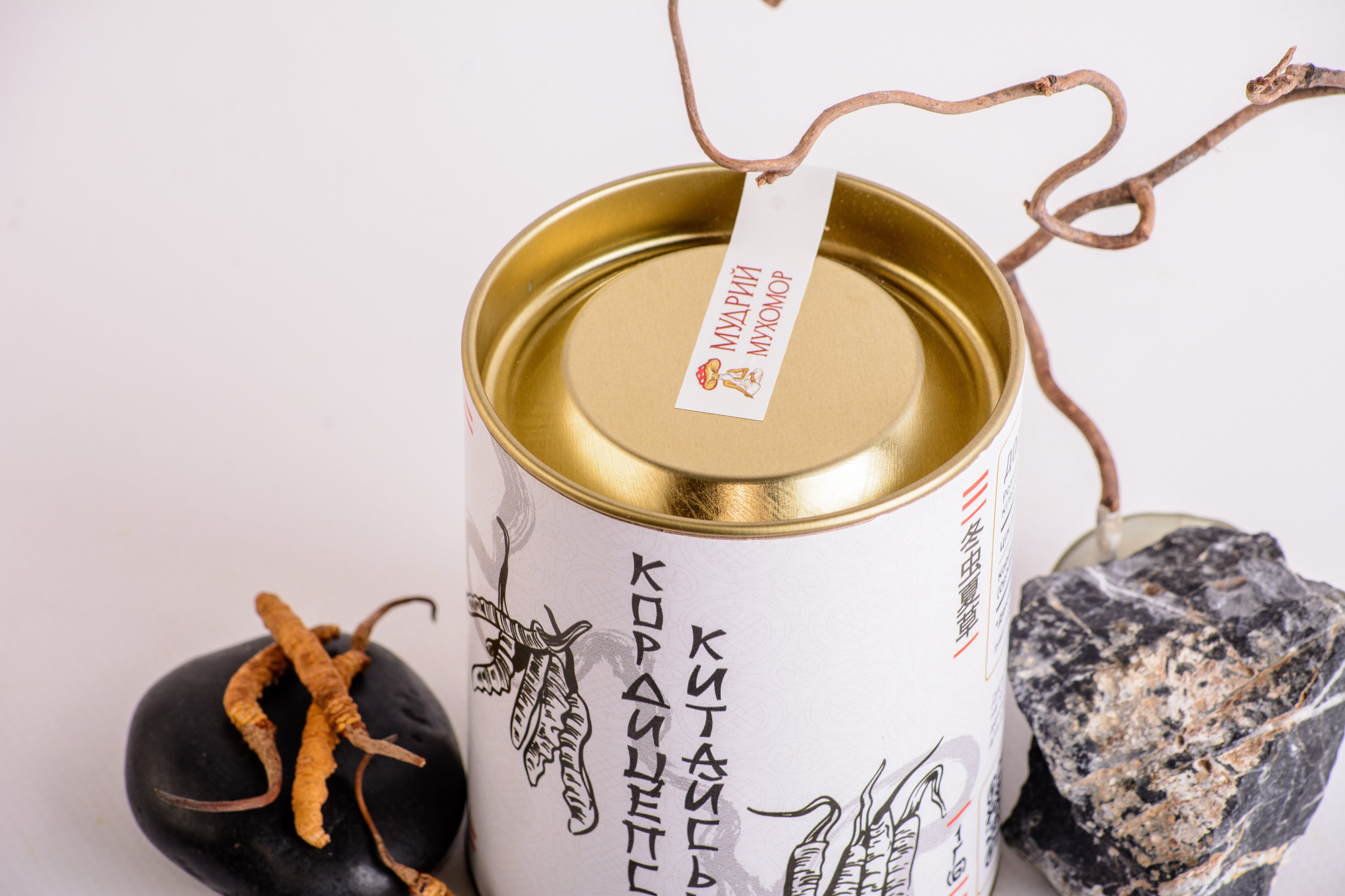 Цілі плодові тіла Кордицепса китайського Непал