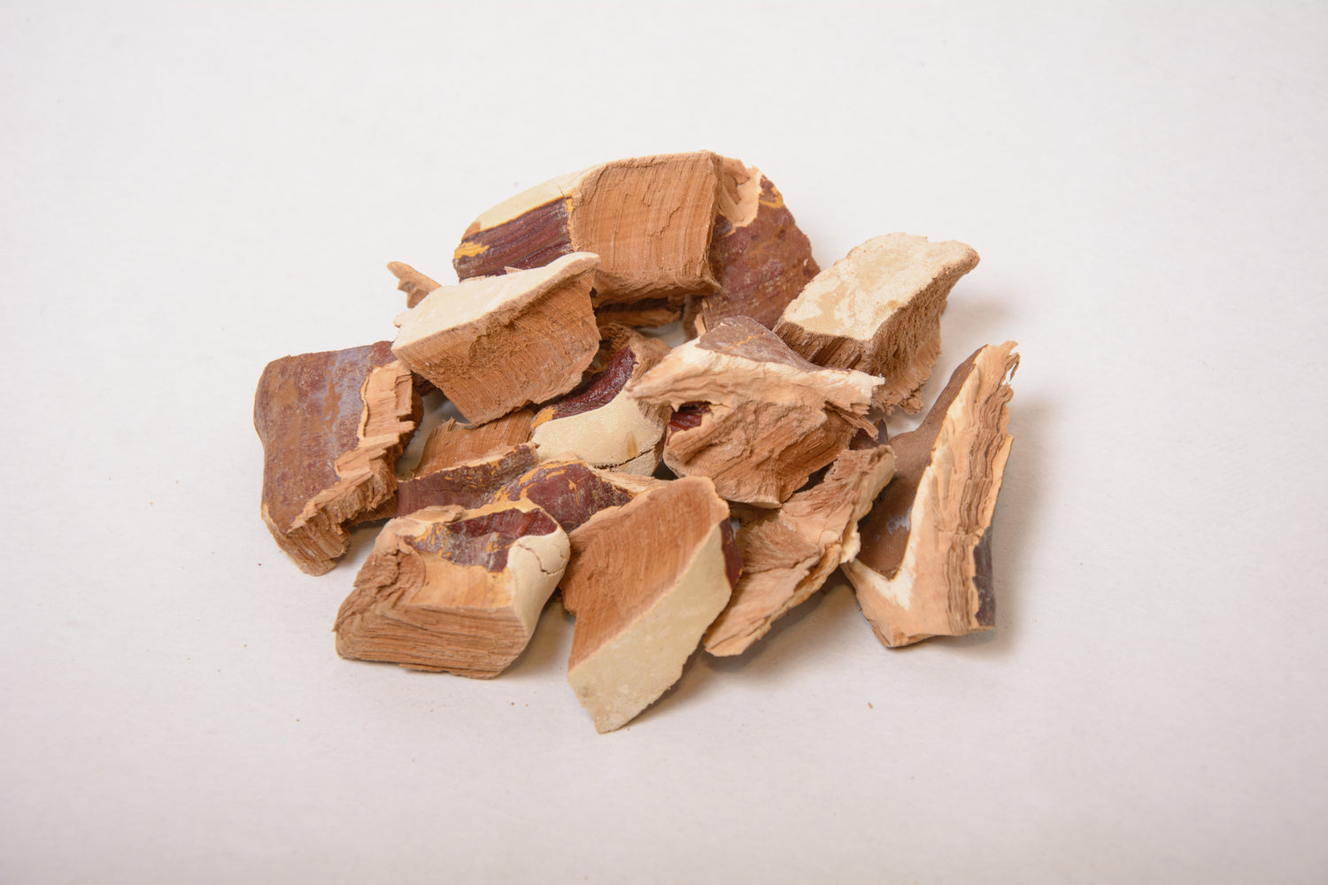 Трутовик лакований (Рейші), подрібнені плодові тіла