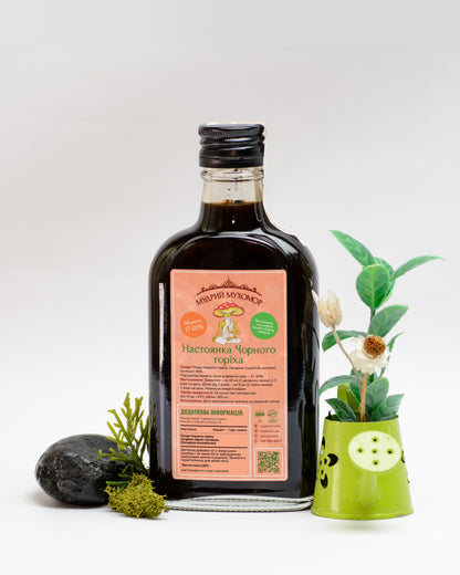 Чорний горіх настоянка
