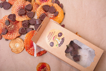 Шоколадні грибні цукерки LOVE (сердечки)